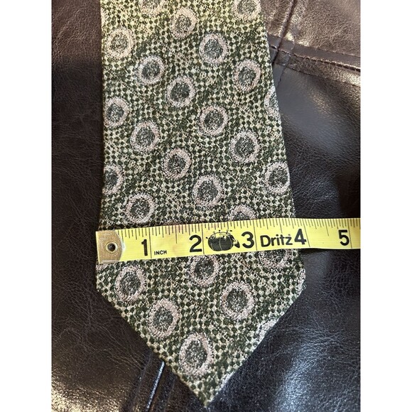 Mulberry 100% Silk Green Classic Tie - Picture 3 of 5